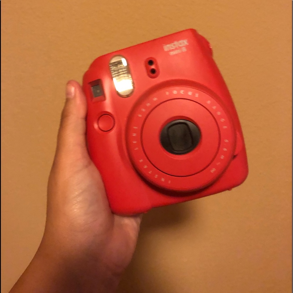 INSTAX MINI CAMERA WITH FILM